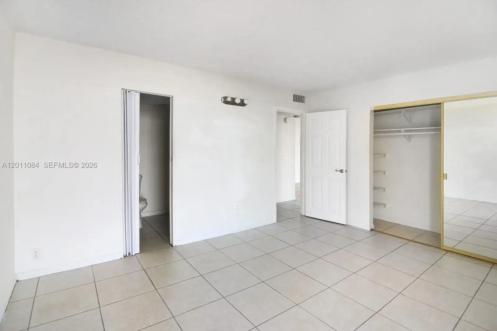 2350 NE 135th St # 1111, North Miami FL 33181 photo 4