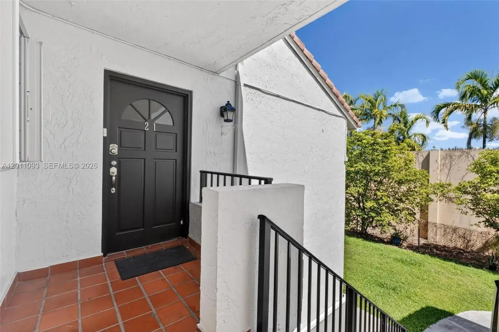 10845 NW 7th St # 21, Miami FL 33172 photo 3