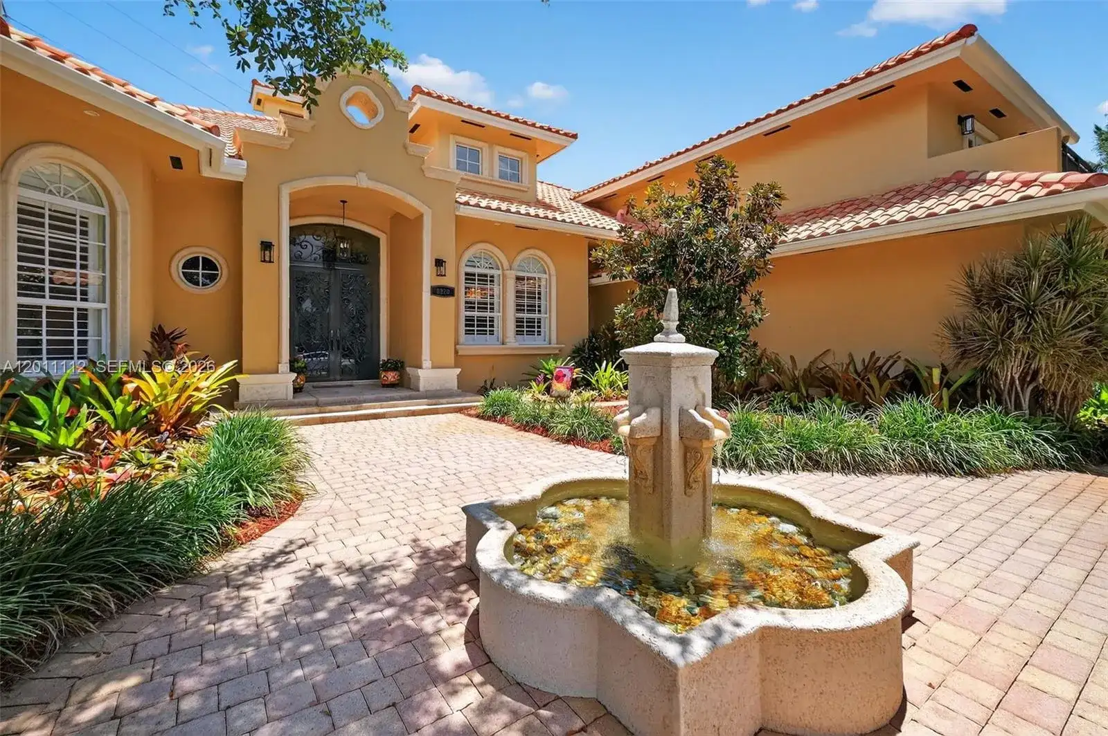 8920 SW 162nd Ter, Palmetto Bay FL 33157 photo 3