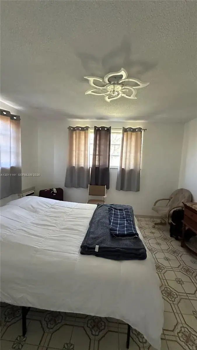 16790 NE 14th Ave # 112, Miami FL 33162 photo 5