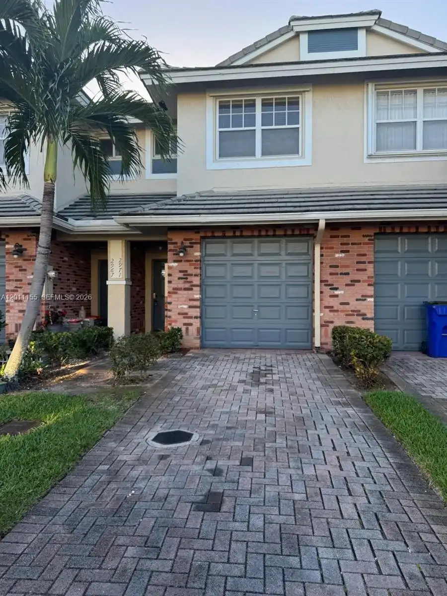 2971 NW 33rd Way, Lauderdale Lakes FL 33311