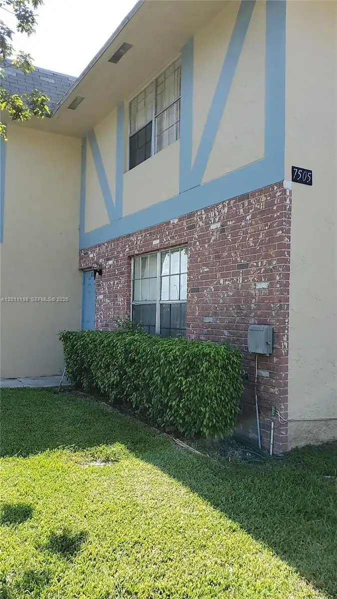 7505 Kimberly Blvd # 122, North Lauderdale FL 33068 photo 5