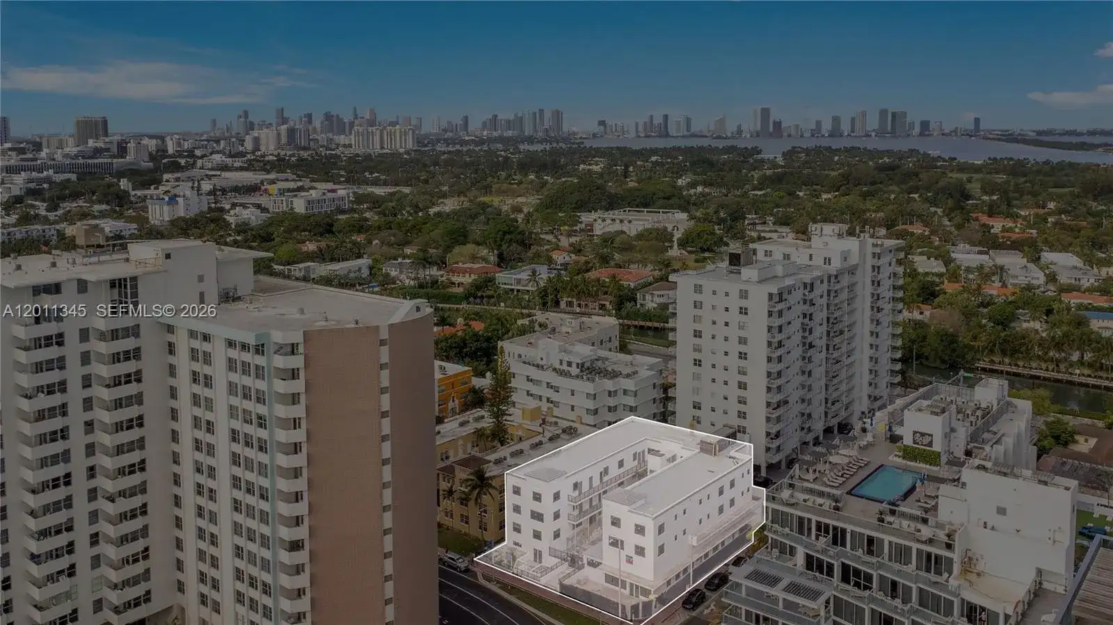 2814 Collins Ave, Miami Beach FL 33140 photo 4