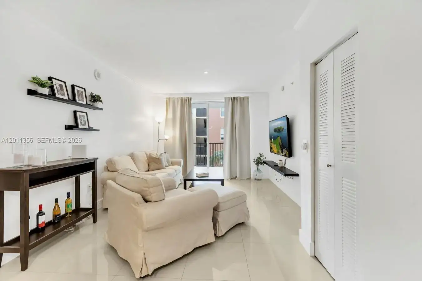 17100 N Bay Rd # 1610, Sunny Isles Beach FL 33160 photo 2