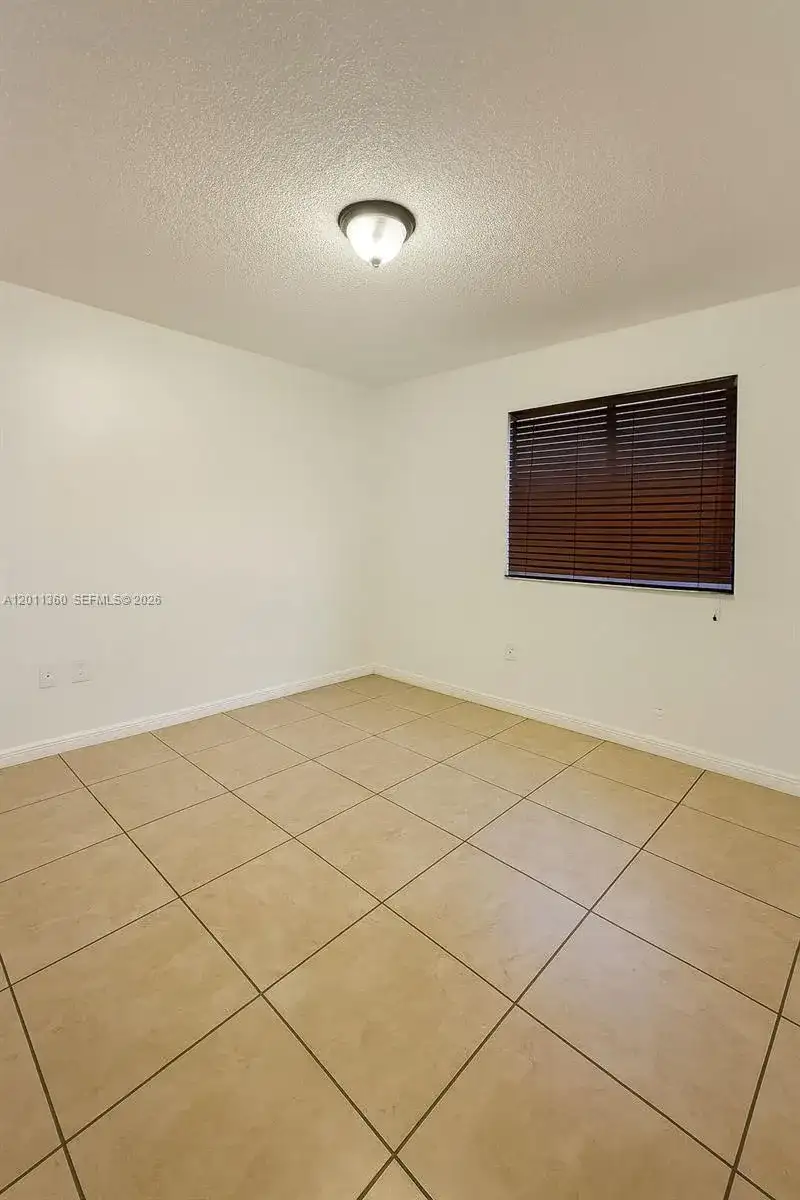 8170 NW 10th St # 2, Miami FL 33126 photo 5