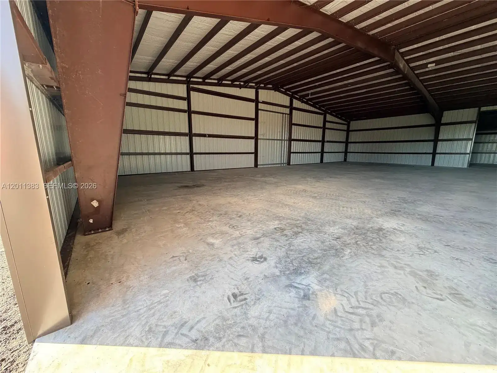 5601 SW 210th Ter, Southwest Ranches FL 33332 photo 3