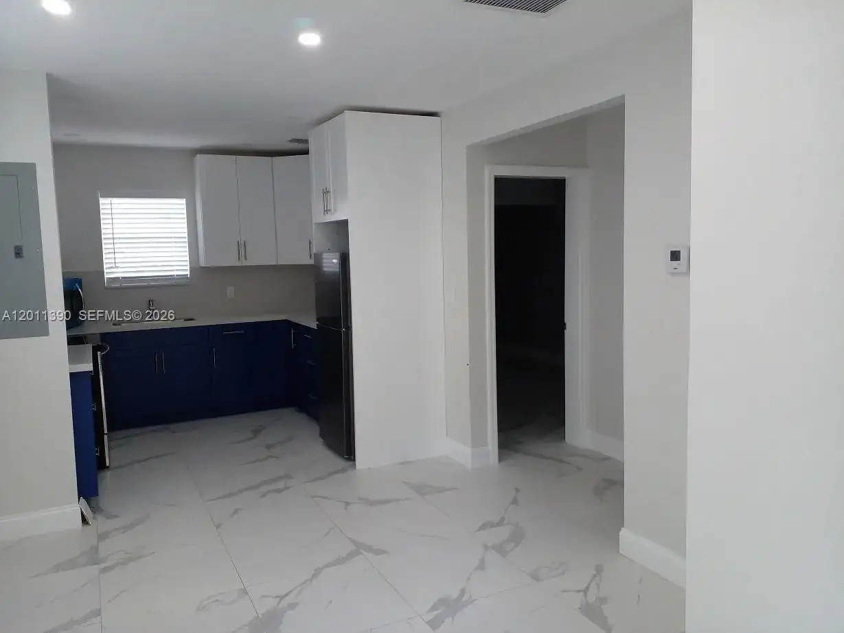 1023 SW 12th Ct # B, Miami FL 33135 photo 4
