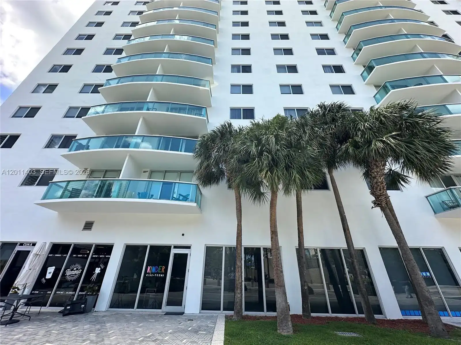 19370 Collins Ave # 3, Sunny Isles Beach FL 33160