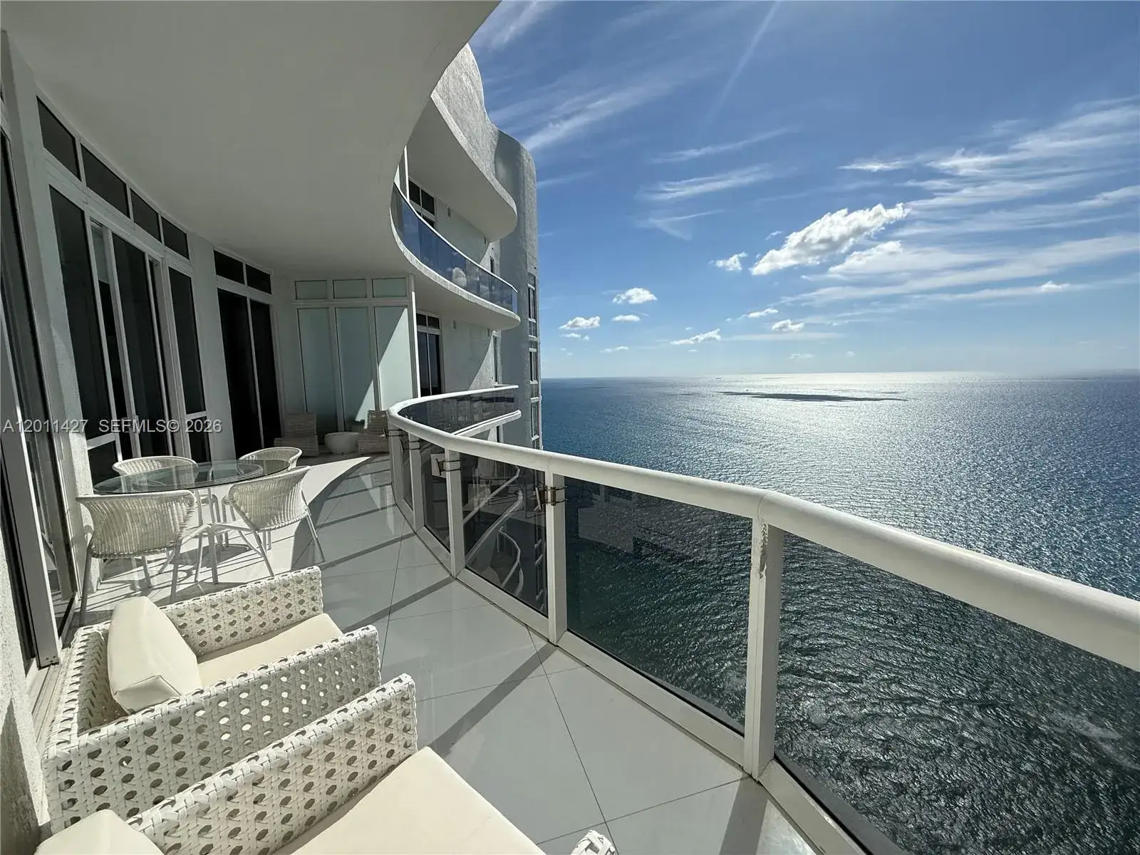 15811 Collins Ave # 4207, Sunny Isles Beach FL 33160
