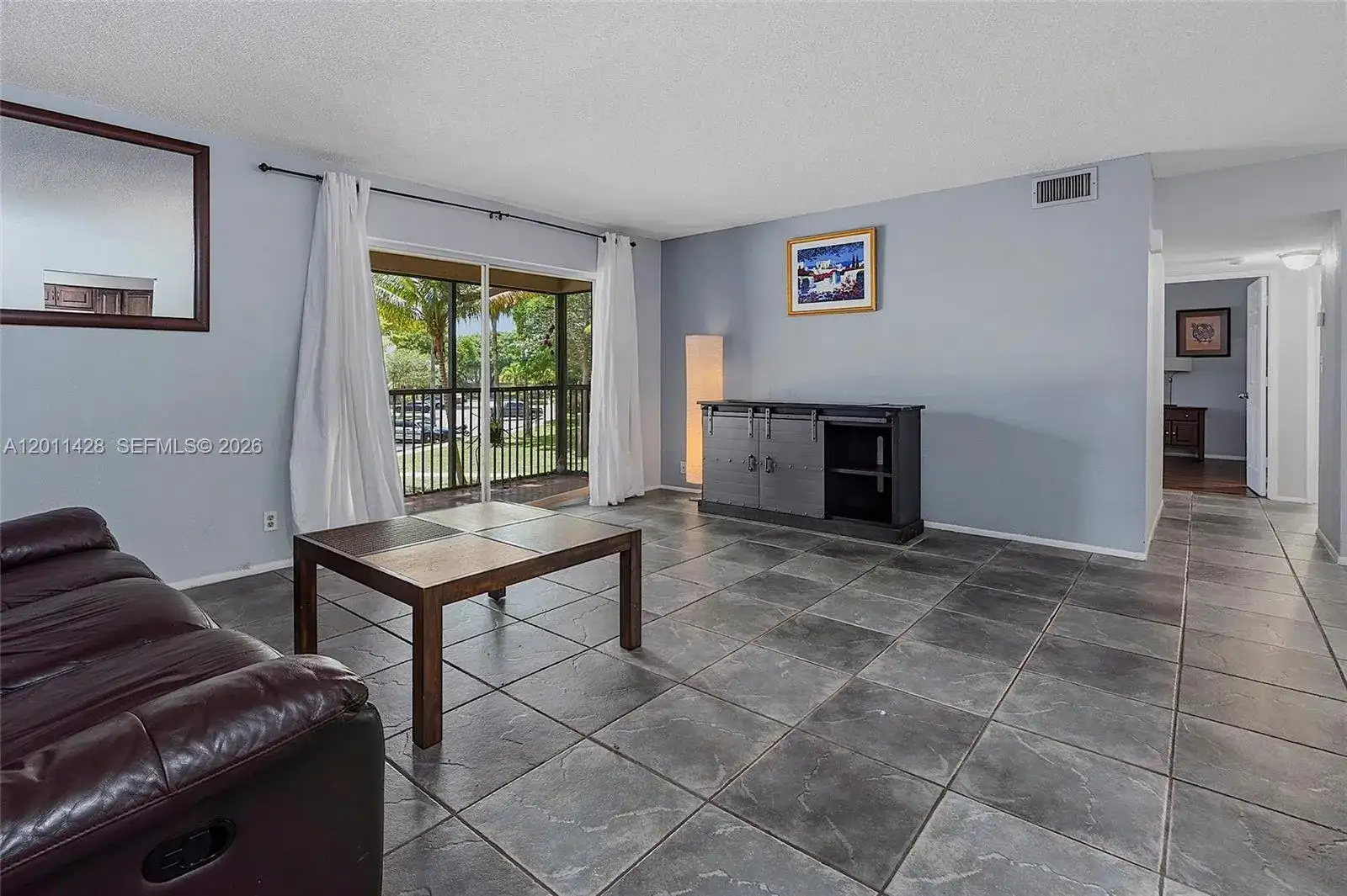 3083 N Oakland Forest Dr # 206, Oakland Park FL 33309 photo 4