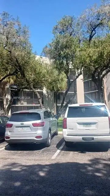 8650 SW 133rd Ave Rd # 107, Miami FL 33183 photo 3