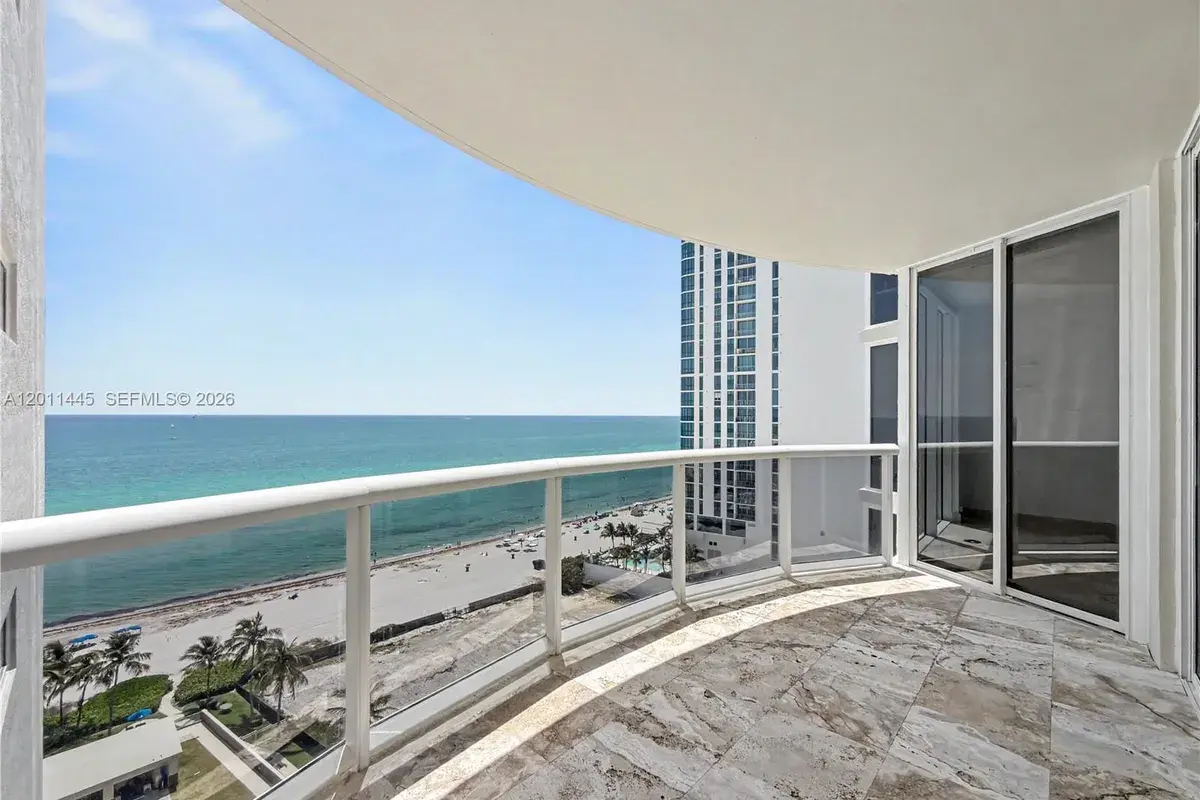 17555 Collins Ave # 1502, Sunny Isles Beach FL 33160