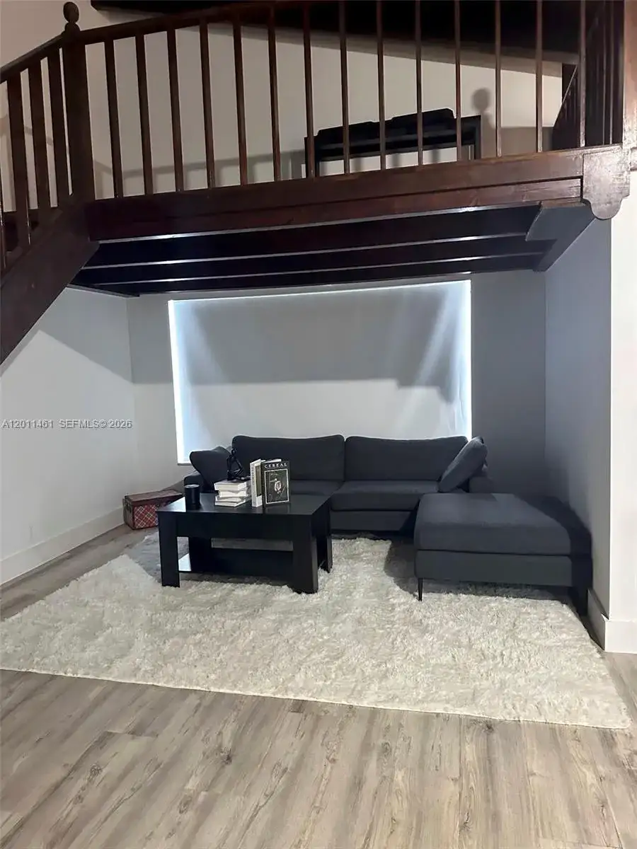 709 SW 79th Ter, North Lauderdale FL 33068 photo 3