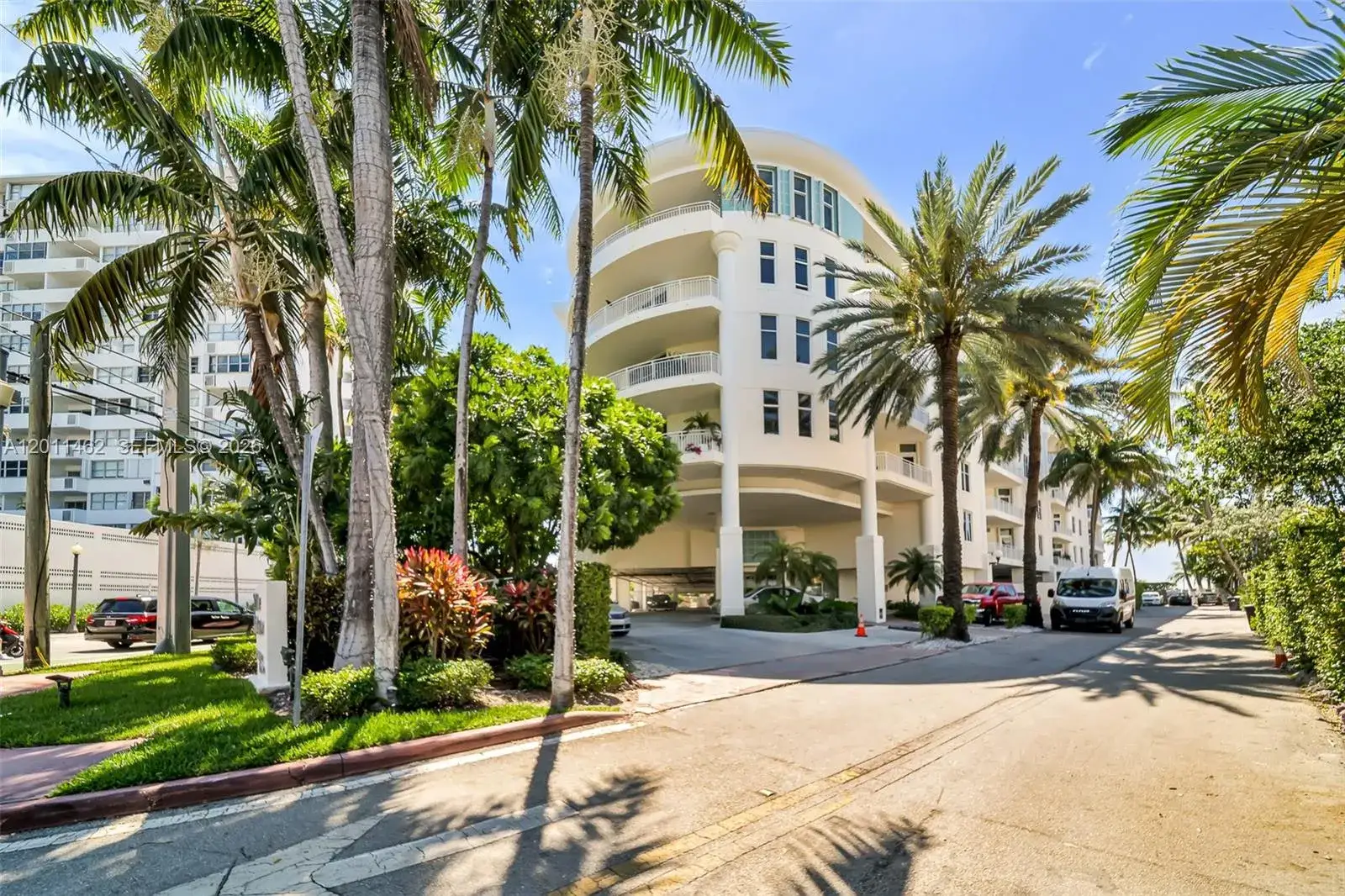 1 bedroom 1 bath Residential for sale at 1 Century Ln # 603, Miami Beach FL 33139