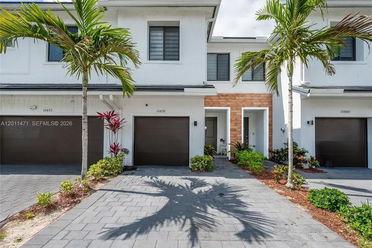 10876 SW 232nd Ter, Homestead FL 33032
