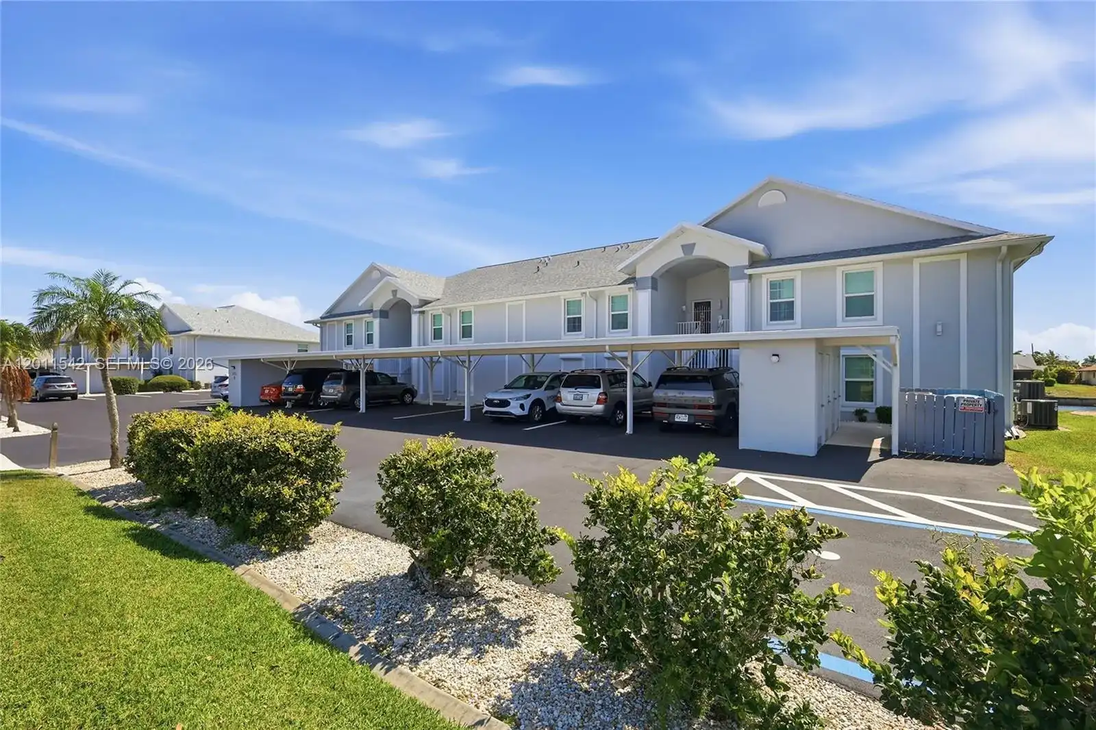 3933 SE 11 Pl # 208, Cape Coral FL 33904