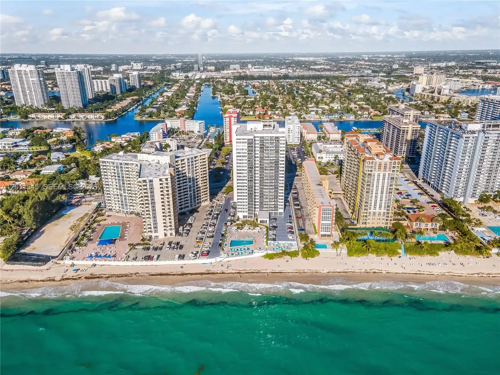 3140 S Ocean Dr (Avail Now- Nov 15, 2026) # 2411, Hallandale Beach FL 33009 photo 2