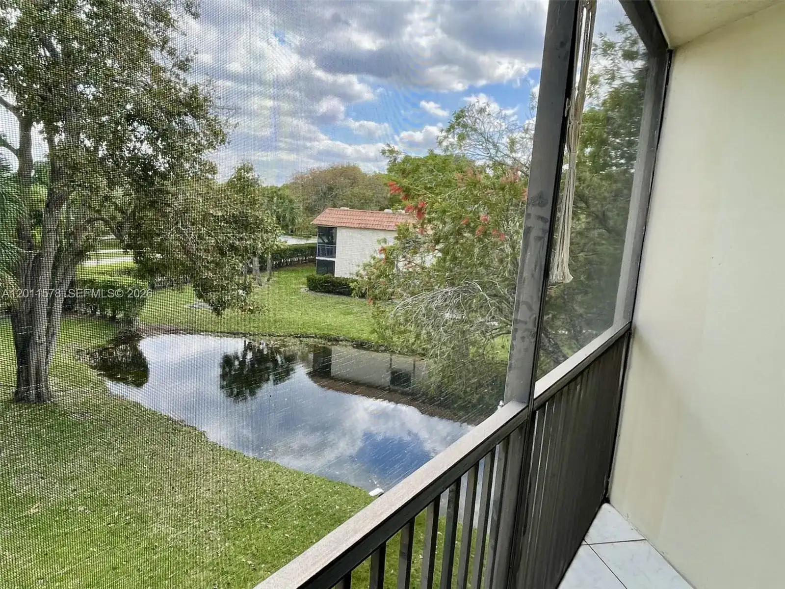 491 Racquet Club Rd # 303, Weston FL 33326 photo 2
