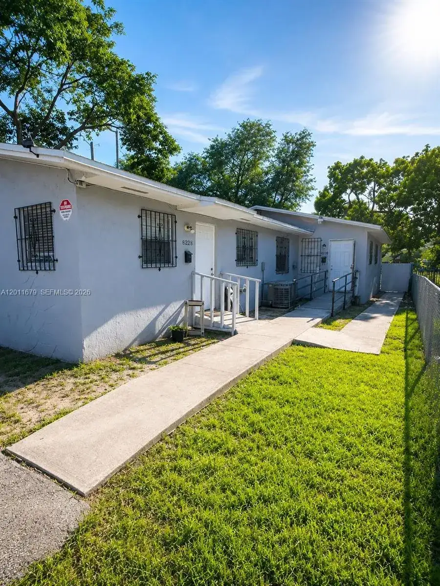 6228 NW 4th Ave, Miami FL 33150 photo 2