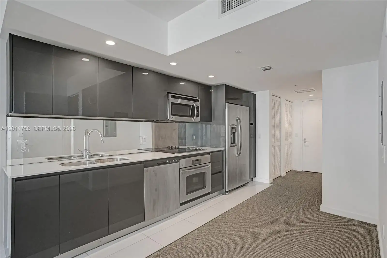 31 SE 6th St # 805, Miami FL 33131 photo 5