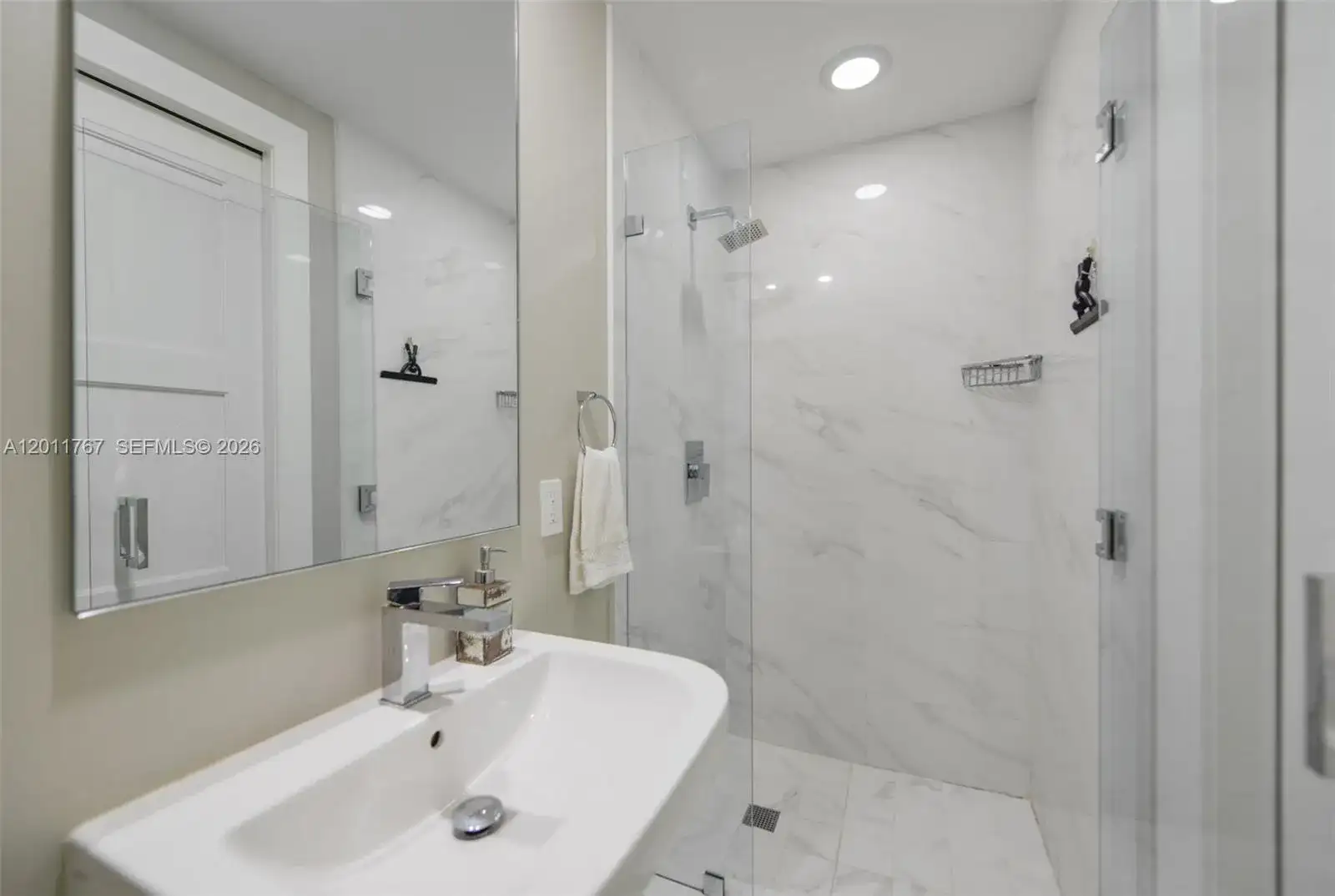 801 S Miami Ave # 3706, Miami FL 33130 photo 5
