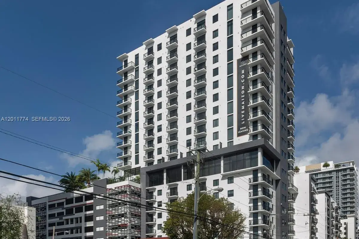221 SW 12th St # 303, Miami FL 33130