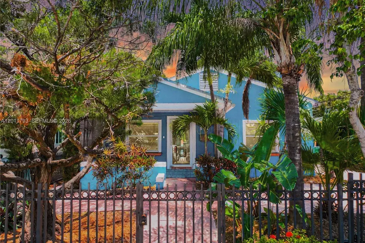 561 NW 53rd St, Miami FL 33127