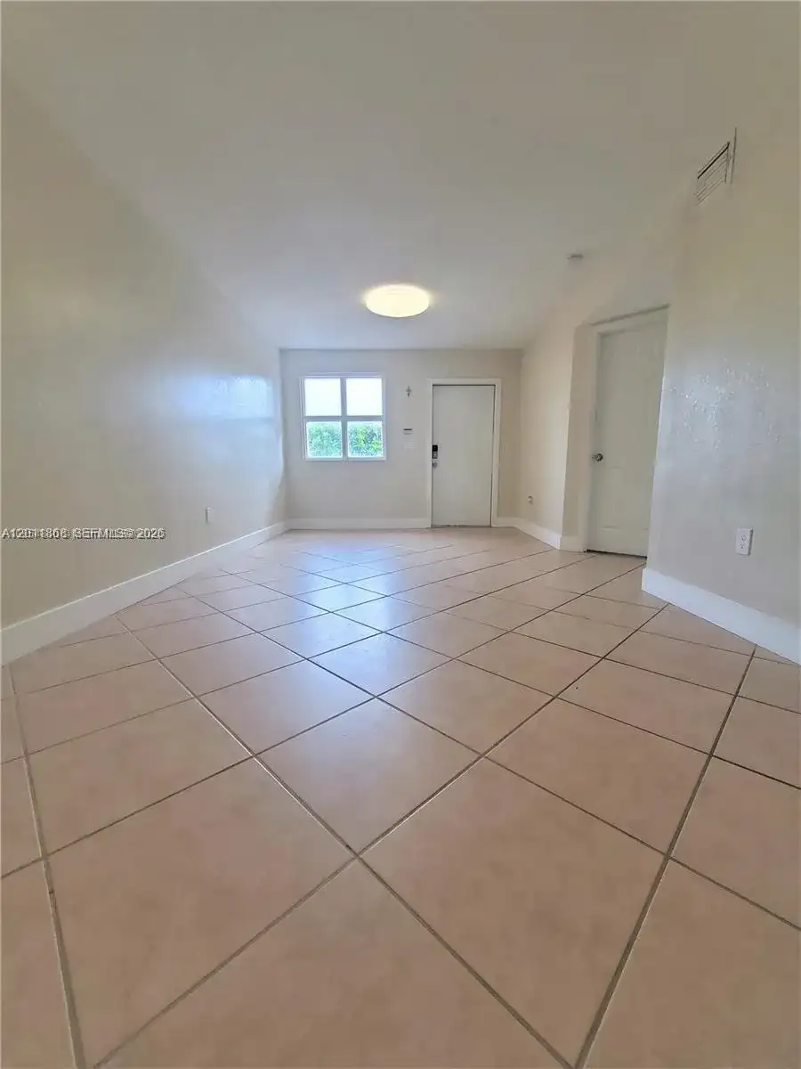 15250 SW 134th Pl # 110, Miami FL 33177 photo 2