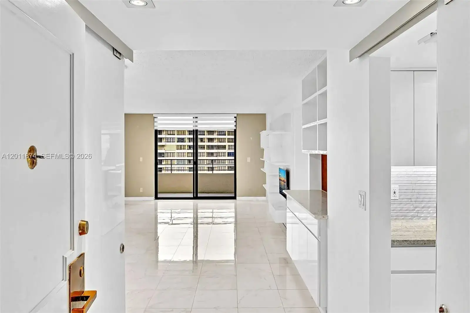2500 Parkview Dr # 1219, Hallandale Beach FL 33009 photo 3
