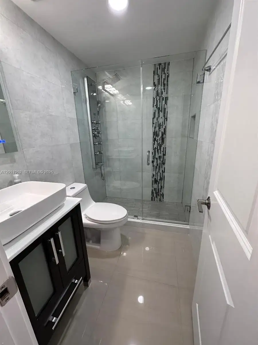 8010 SW 152nd Ave # 211, Miami FL 33193 photo 2