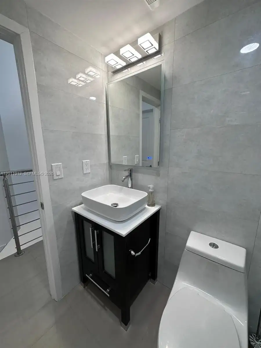 8010 SW 152nd Ave # 211, Miami FL 33193 photo 3