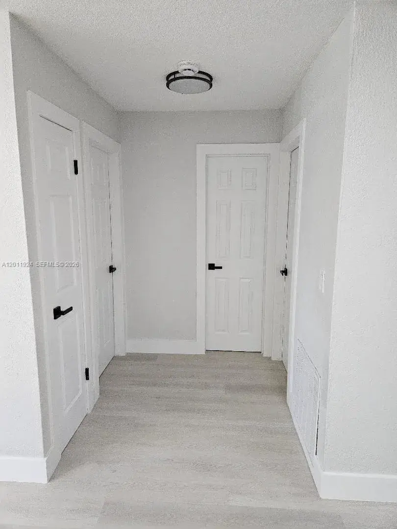 1761 NW 26th Ter, Fort Lauderdale FL 33311