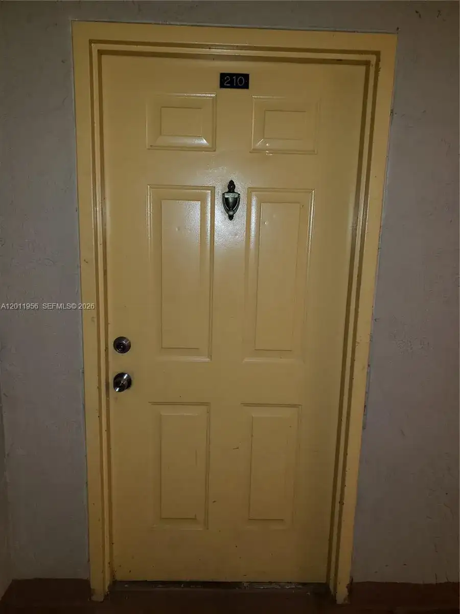 15241 SW 80th St # 201, Miami FL 33193 photo 2