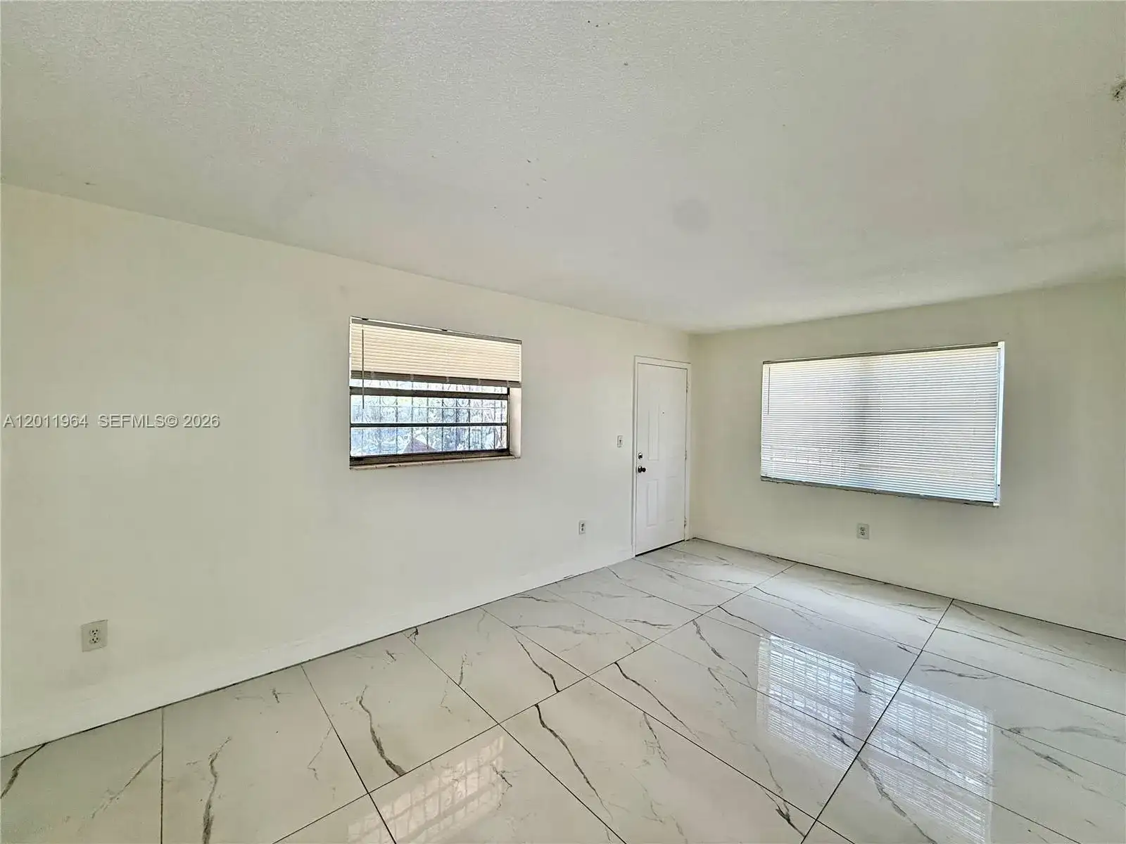 950 NW 109th St # 950, Miami FL 33168 photo 2