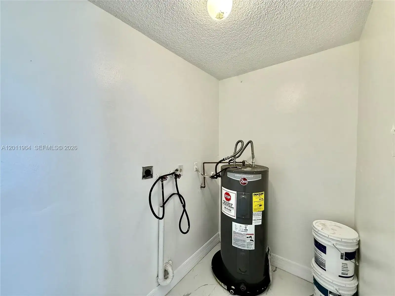 950 NW 109th St # 950, Miami FL 33168 photo 4