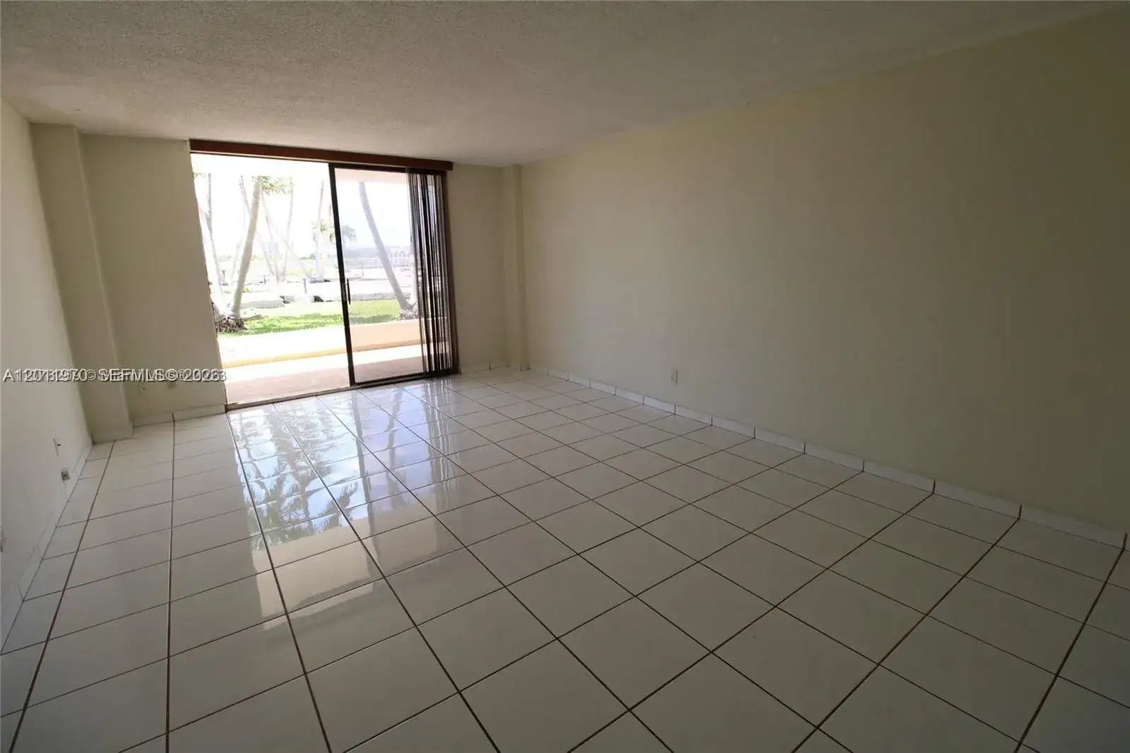 13499 Biscayne Blvd # 404, North Miami FL 33181 photo 4