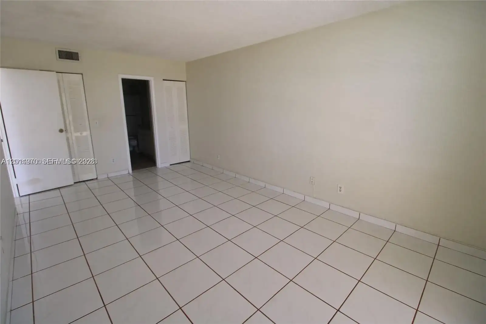 13499 Biscayne Blvd # 404, North Miami FL 33181 photo 5
