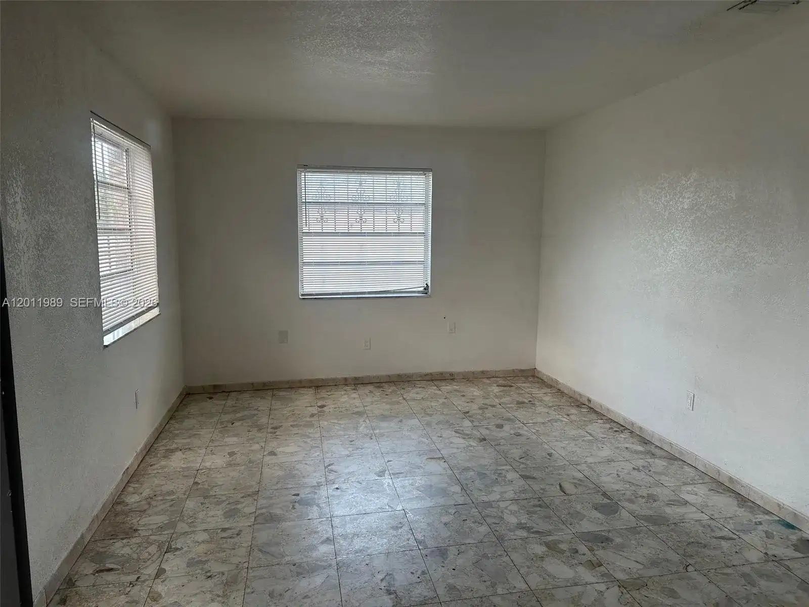 640 E 55th St, Hialeah FL 33013 photo 3