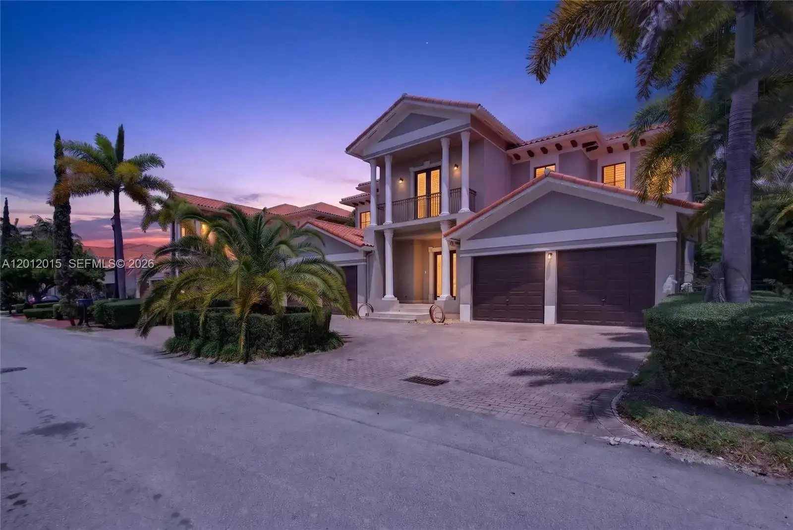 18841 SW 74th Ct, Cutler Bay FL 33157 photo 3