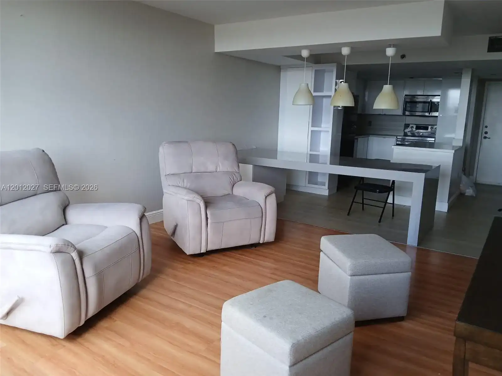 1100 Saint Charles Pl # 606, Pembroke Pines FL 33026