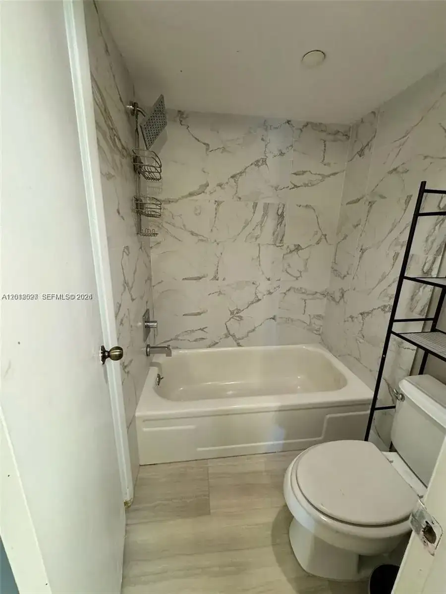 1100 Saint Charles Pl # 606, Pembroke Pines FL 33026 photo 4