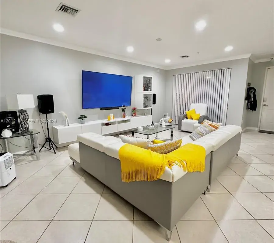 2900 NW 125th Ave # 105, Sunrise FL 33323