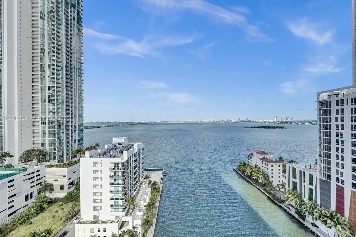 460 NE 28th St # 1701, Miami FL 33137