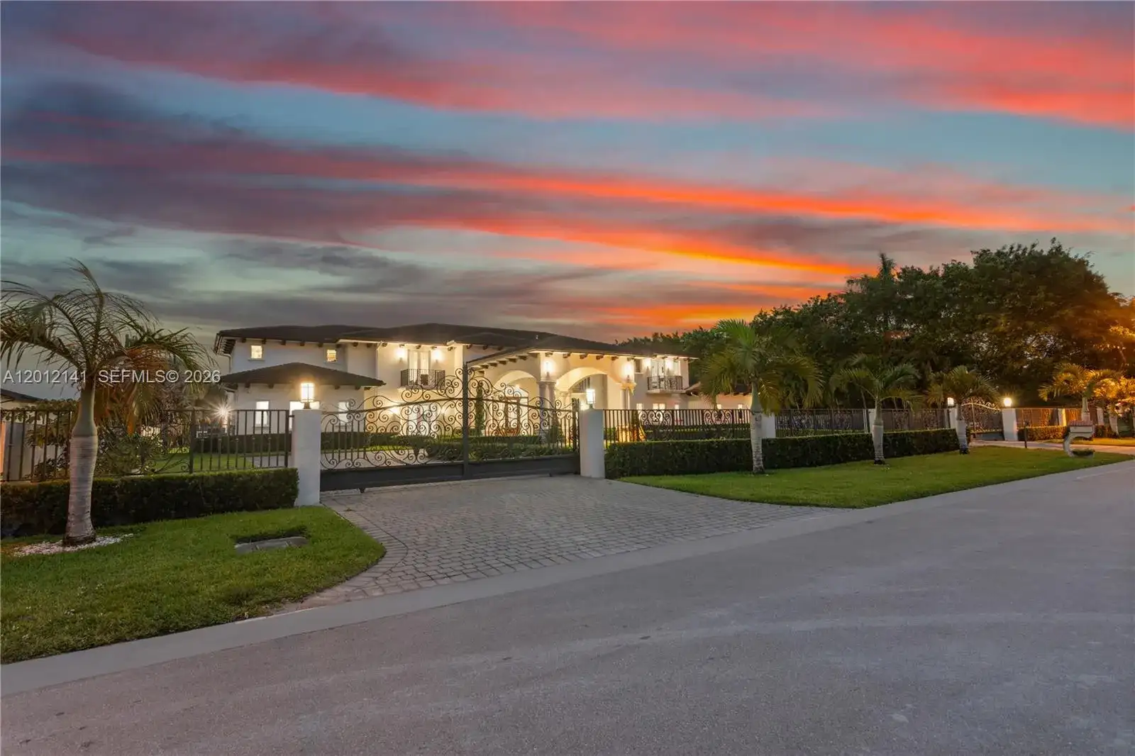 12401 SW 45th St, Miami FL 33175 photo 4