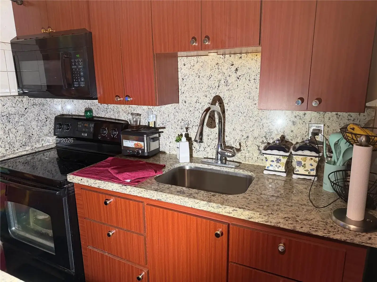 2305 NE 135th Ter, North Miami Beach FL 33181 photo 2