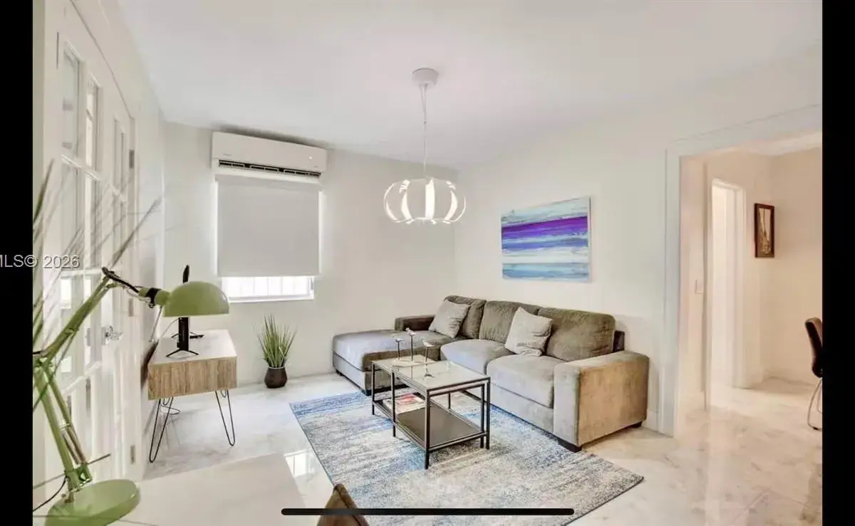 174 NE 47th St # 102, Miami FL 33137