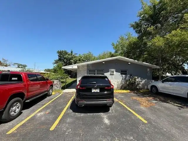 151 NW 164th ST, Miami FL 33169