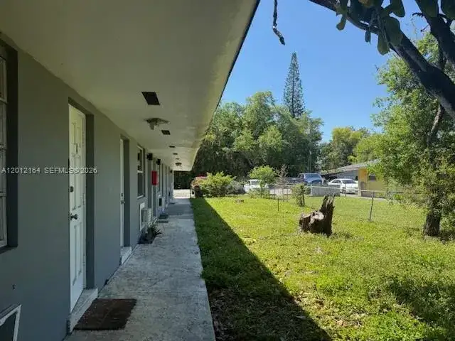 151 NW 164th ST, Miami FL 33169 photo 2