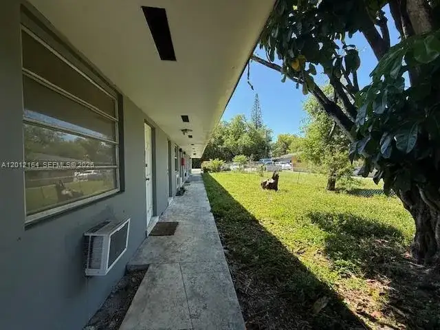 151 NW 164th ST, Miami FL 33169 photo 3