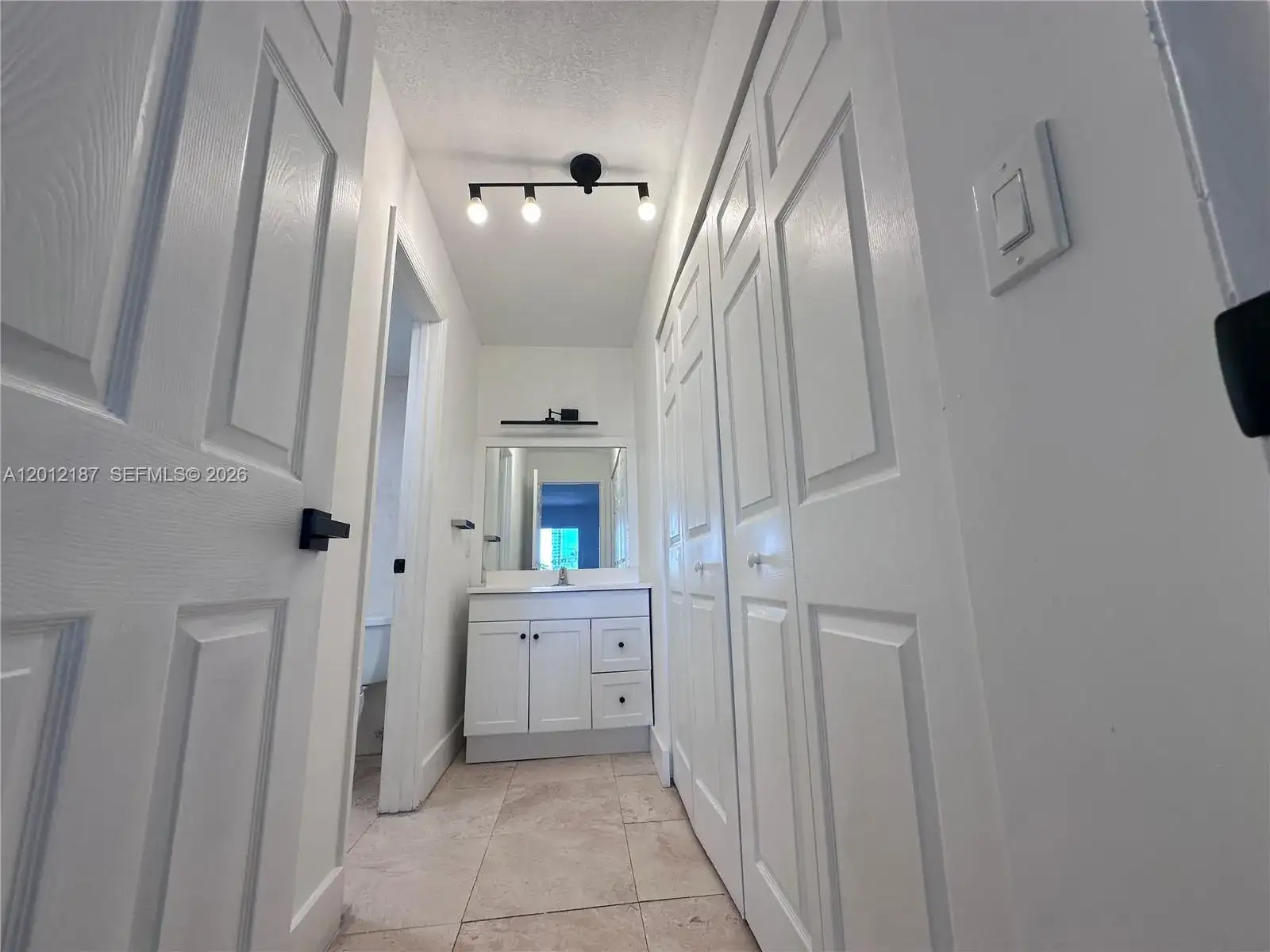 200 178th Dr # 312, Sunny Isles Beach FL 33160 photo 5